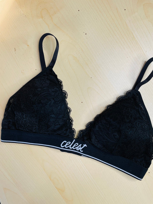 Reggiseno fatto a mano 100% cotone e  comodo pizzo nero con fascia " CELEST", coppette estraibili e, bretelle regolabili e chiusura a 3 ganci sul retro 